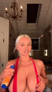 Poster: Lindsey Pelas - Live