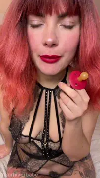 Poster: Yourhikerbabe – Pacifier Milking JOI
