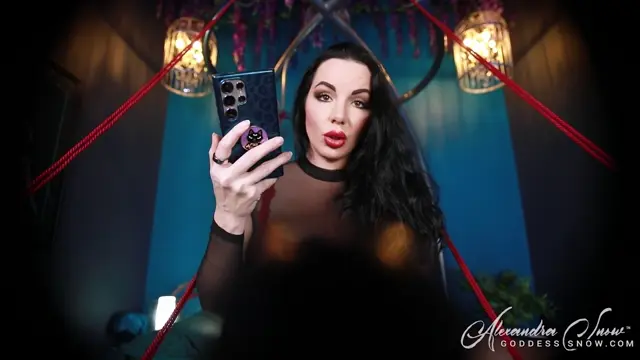 Poster: Goddess Alexandra Snow – Politician Blackmail
